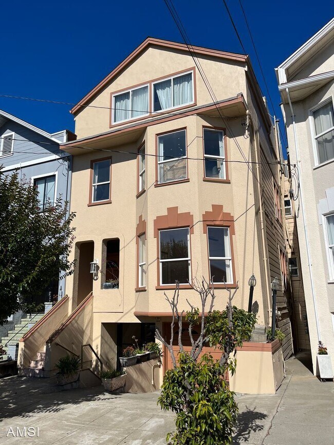 1914 Clement Street