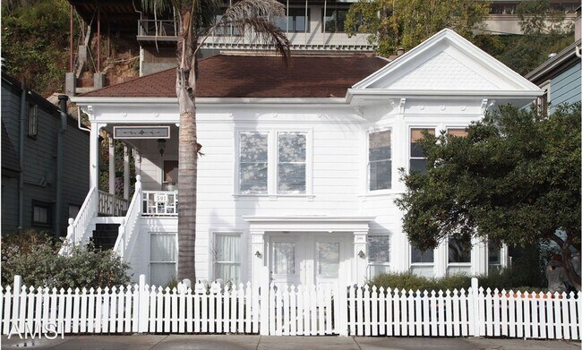 503 Bridgeway