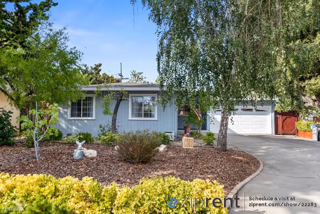 1201 Heatherstone Way
