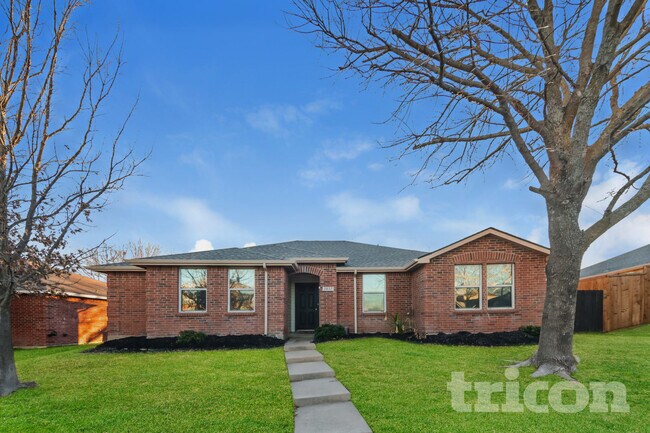 1837 Wildrose Dr Rockwall, TX 75032