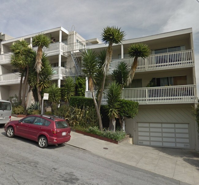 2211 Castro Street