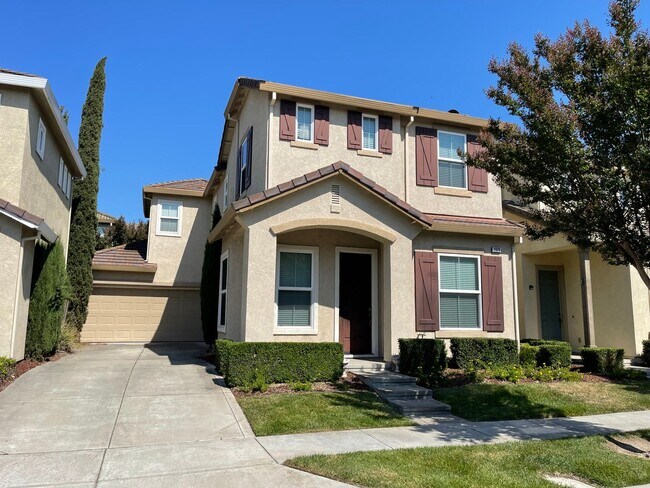 Perfect Shape Pleasanton Single Family Home