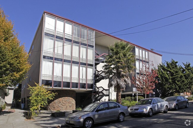 1921 Delaware Street - North Berkeley
