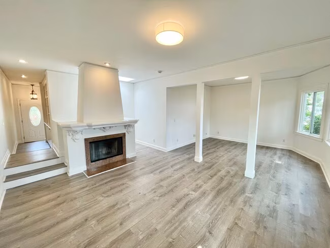 31 Bronte Street