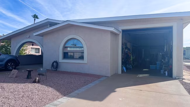 2151 N Middlecoff Dr Mesa, AZ 85215