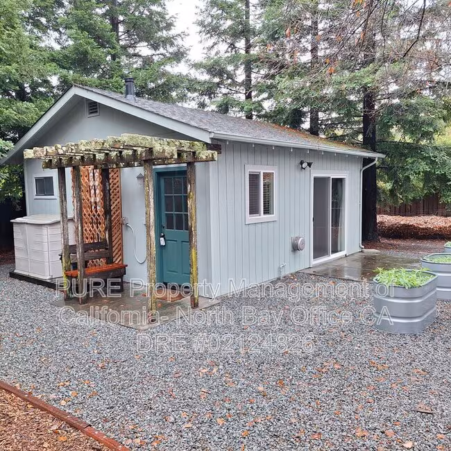 760 Bodega Ave Petaluma, CA 94952
