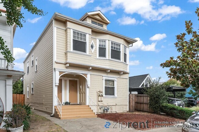 1421 Magnolia Street
