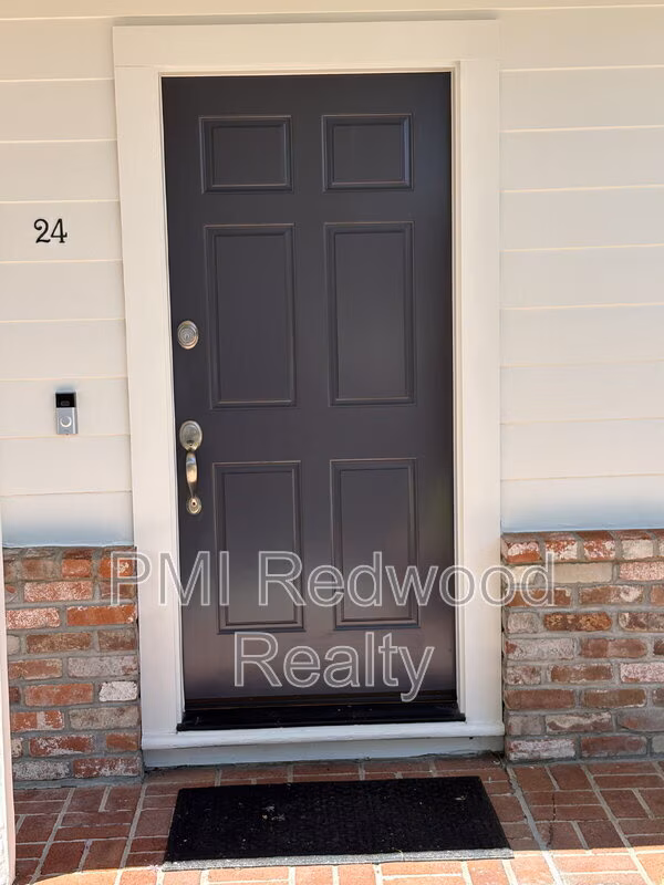24 Hilltop Drive