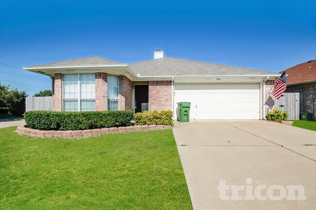 7032 Rovato Dr Arlington, TX 76001