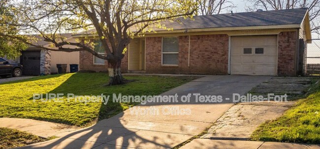 641 Gallant Fox Dr Dallas, TX 75211