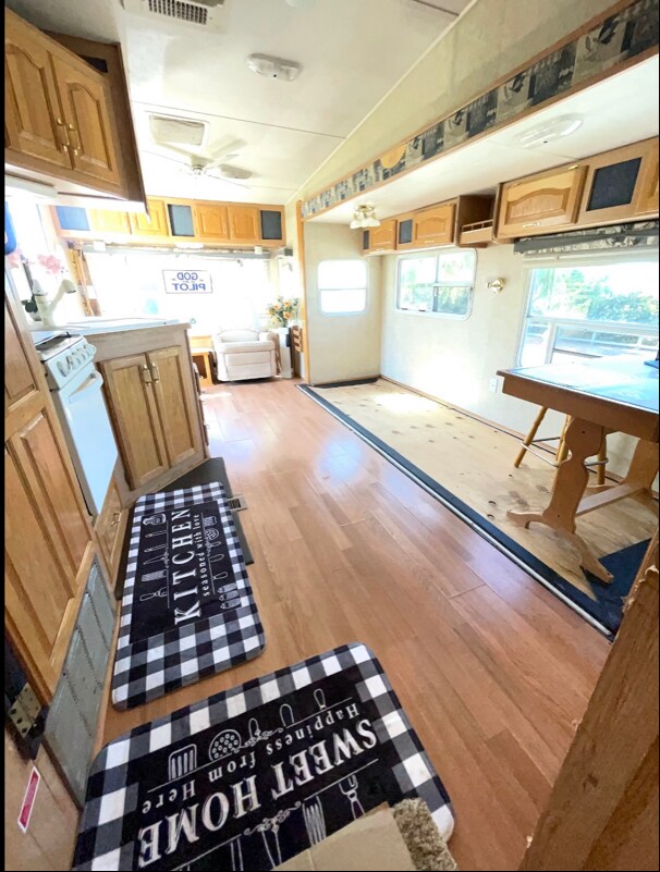 1 E Middlefield Rd Mountain View, CA 94043