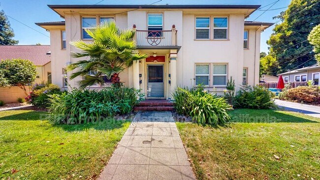 537 Humboldt St Santa Rosa, CA 95404