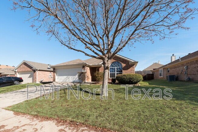 2721 Lone Ranger Tr Little Elm, TX 75068