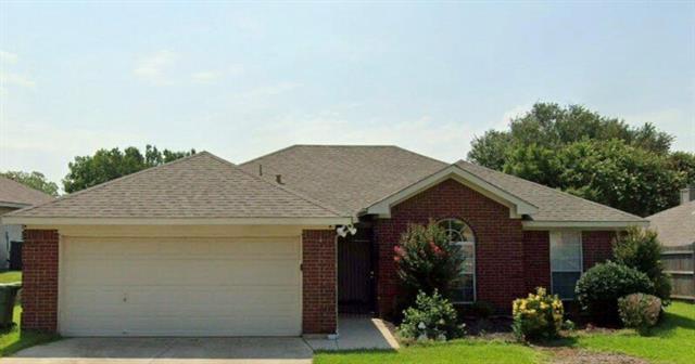 5004 Ivycrest Trail Arlington, TX 76017