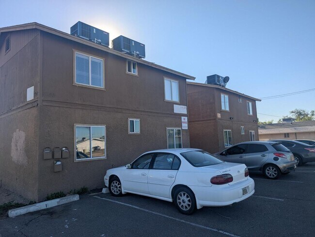 7160 N 53rd Ave Glendale, AZ 85301
