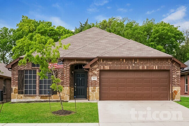 313 Lucky Landing Dr Wilmer, TX 75172