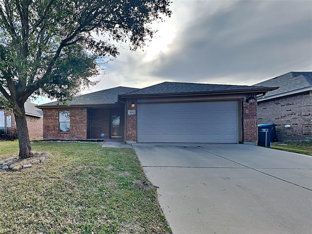 4313 Red Clover Ln Crowley, TX 76036