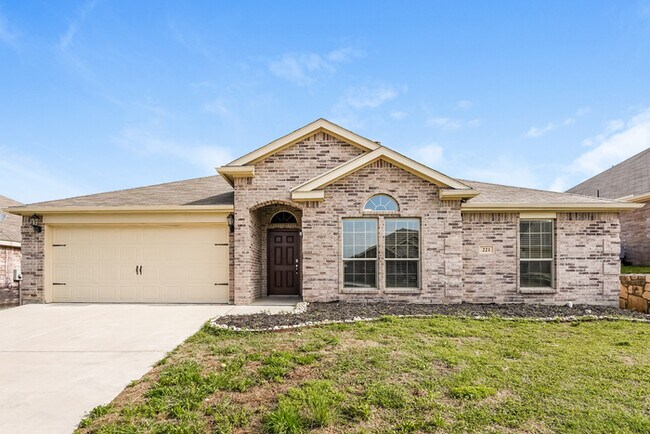 221 Jennie Marie Cir Ferris, TX 75125