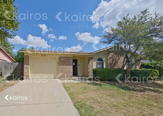 1117 Saturn St
