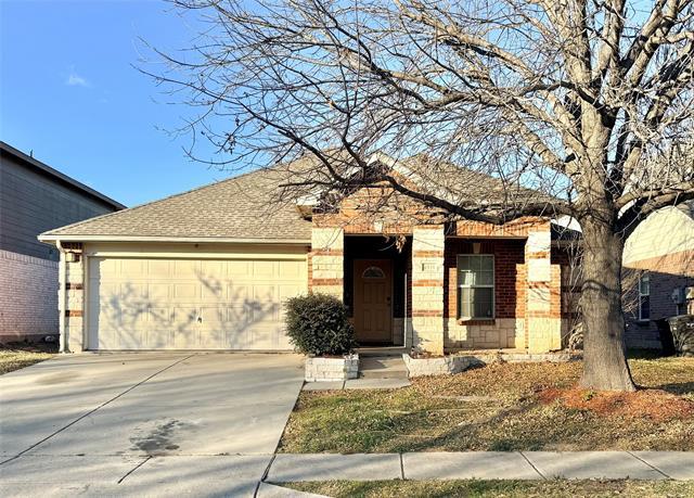 4533 Martingale View Ln Fort Worth, TX 76244