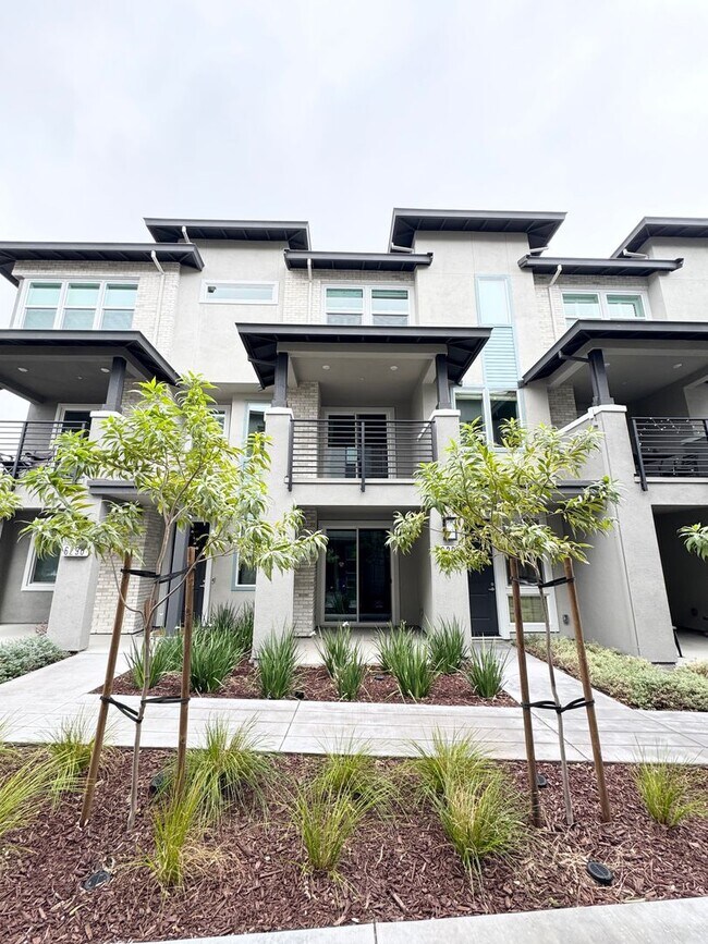 Perfect Shape Dublin Home in The Boulevard Community