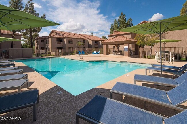 242 S Beck Ave Tempe, AZ 85281