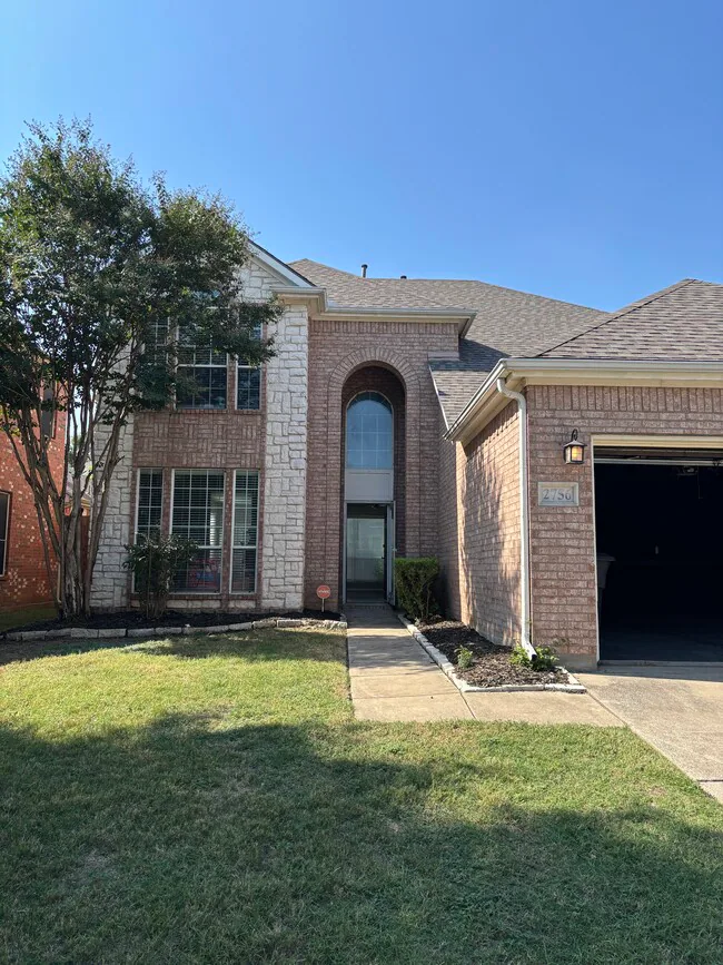 2756 Thorncreek Ln Fort Worth, TX 76177