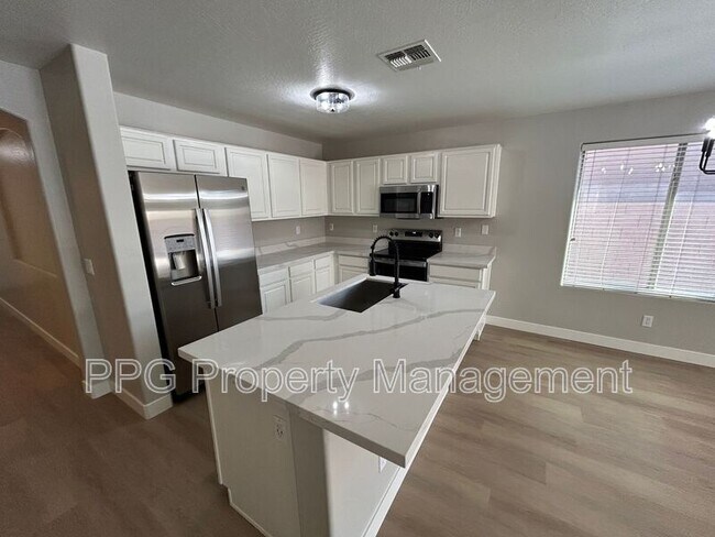 12838 N 148th Ln Surprise, AZ 85379