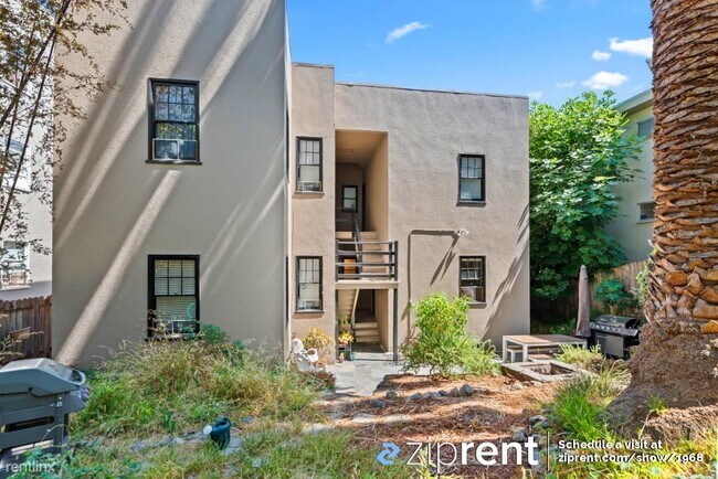 833 Erie Street