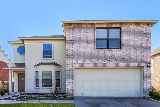 5216 Dillon Cir Haltom City, TX 76137