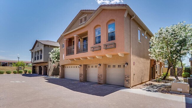 2150 E Bell Rd Phoenix, AZ 85022