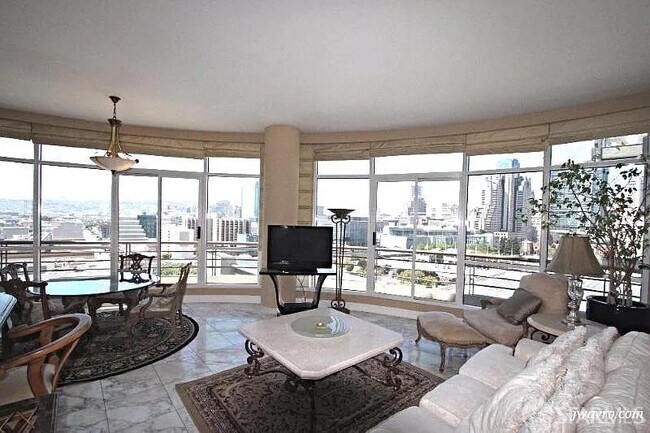 300 3rd St San Francisco, CA 94107