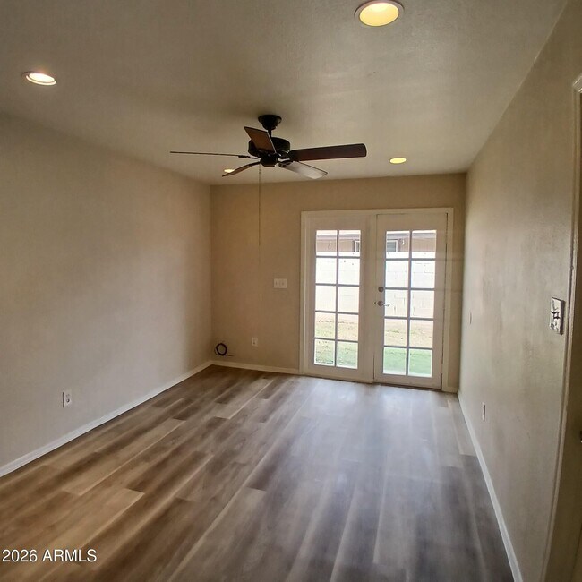 1216 W Purdue Ave Phoenix, AZ 85021