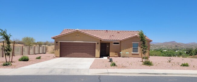 70 W Monte Cristo Dr Wickenburg, AZ 85390