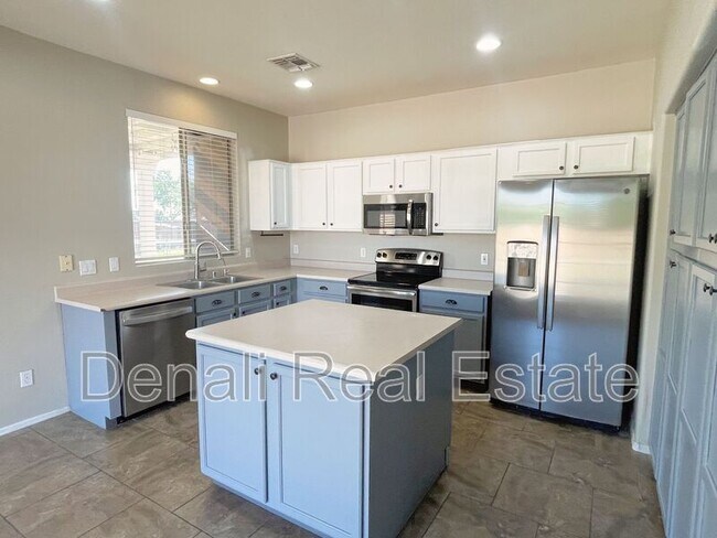 9449 W Potter Dr Peoria, AZ 85382