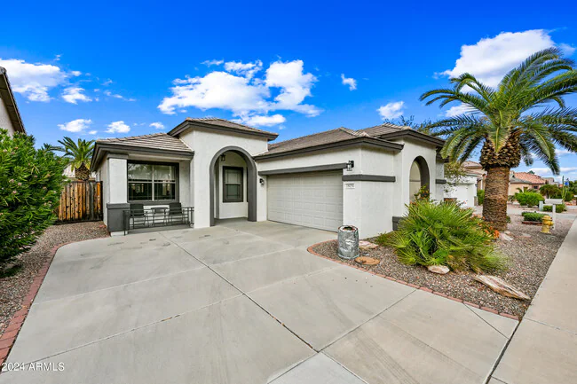 18050 W Legend Dr Surprise, AZ 85374