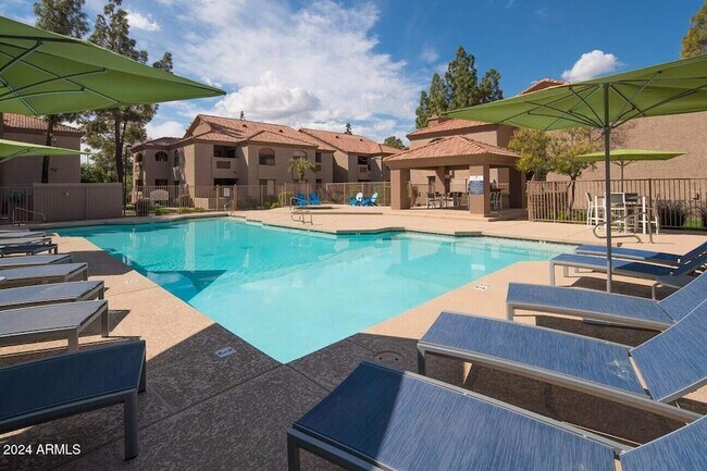242 S Beck Ave Tempe, AZ 85281