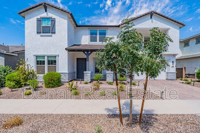21150 E Carriage Way Queen Creek, AZ 85142