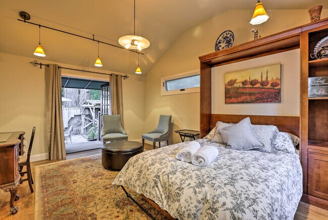 1942 Cno. A Los Cerros Menlo Park, CA 94025