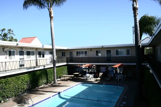 1850 Thau Way Alameda, CA 94501