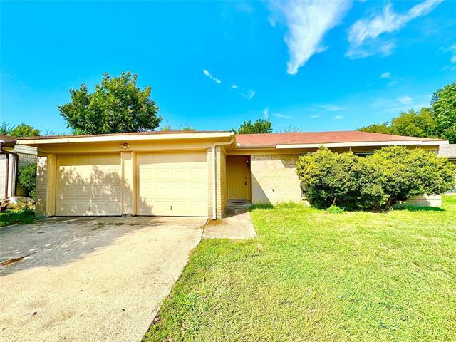 2406 Jo Lyn Ln Arlington, TX 76014