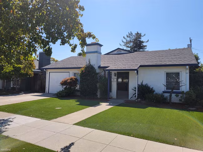 1019 Inverness Drive