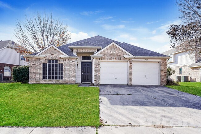 4429 Spanish Oak Circle