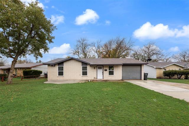 3853 Commonwealth Dr Garland, TX 75043