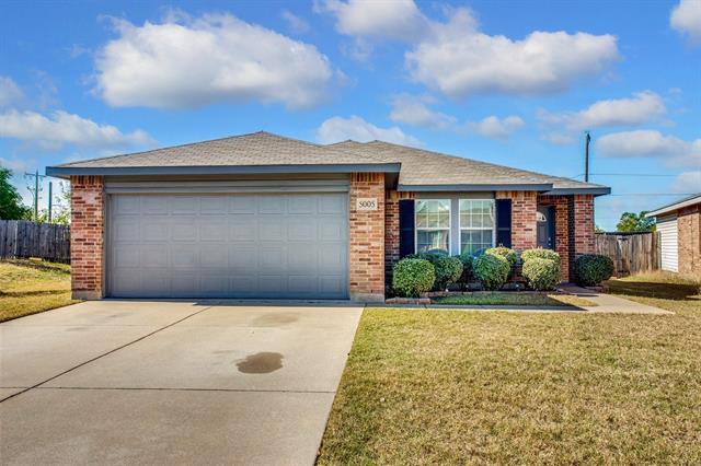 5005 Village Stone Ct Fort Worth, TX 76179