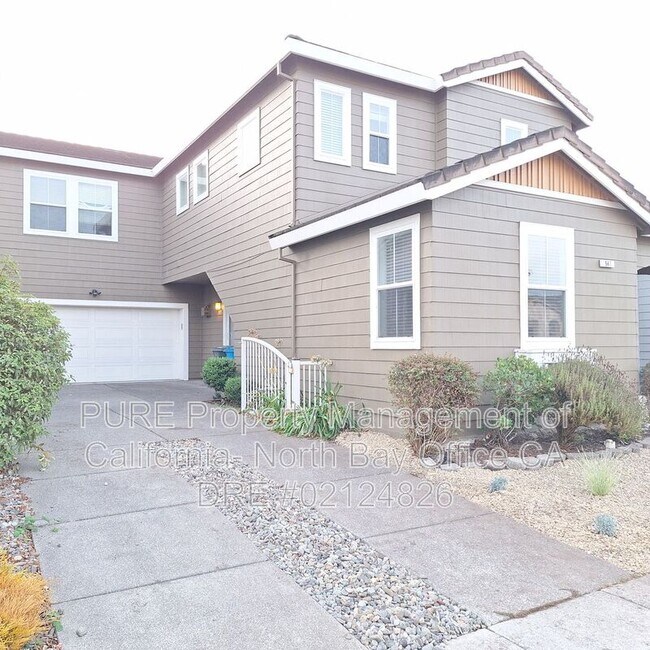 947 Hogwarts Cir Petaluma, CA 94954