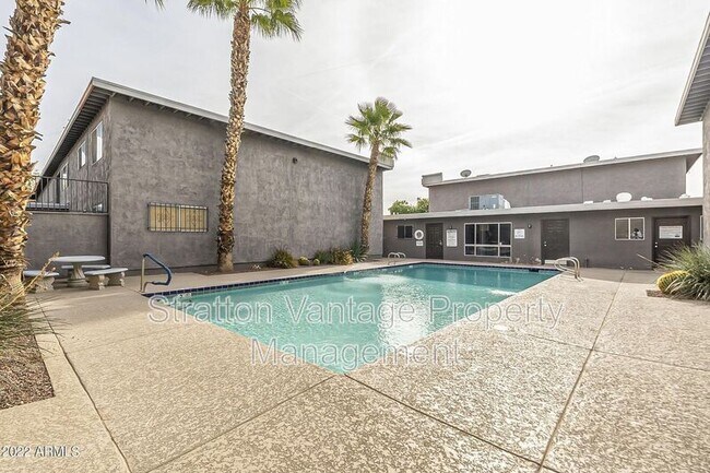 424 W Brown Rd Mesa, AZ 85201