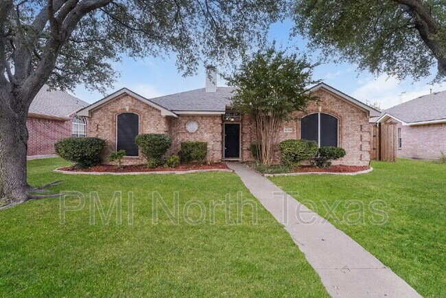 10706 Robincreek Ln Frisco, TX 75035
