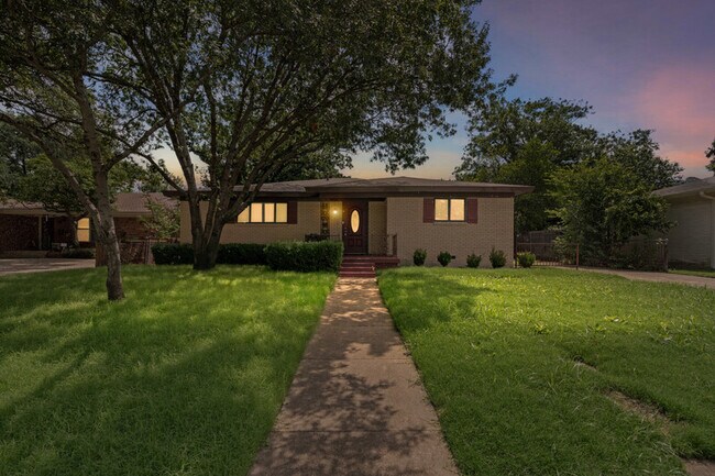 3521 Jeanette Dr Fort Worth, TX 76109