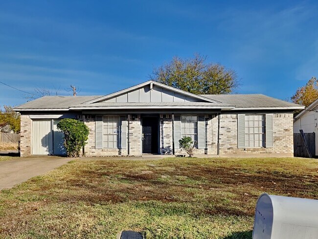 1201 Saturn Drive